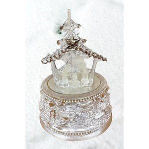 VTG Roman  Inc Crystal Nativity Scene Music Box Silent Night Christmas T…